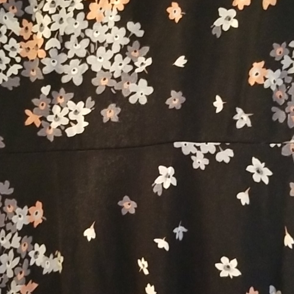 Loft black with peach gray white flowers sleeveless dress small - Picture 4 of 7